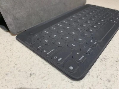 Genuine Apple iPad Pro 9.7” inch Smart Keyboard Gray Model A1772, Not Working - Image 1 of 4