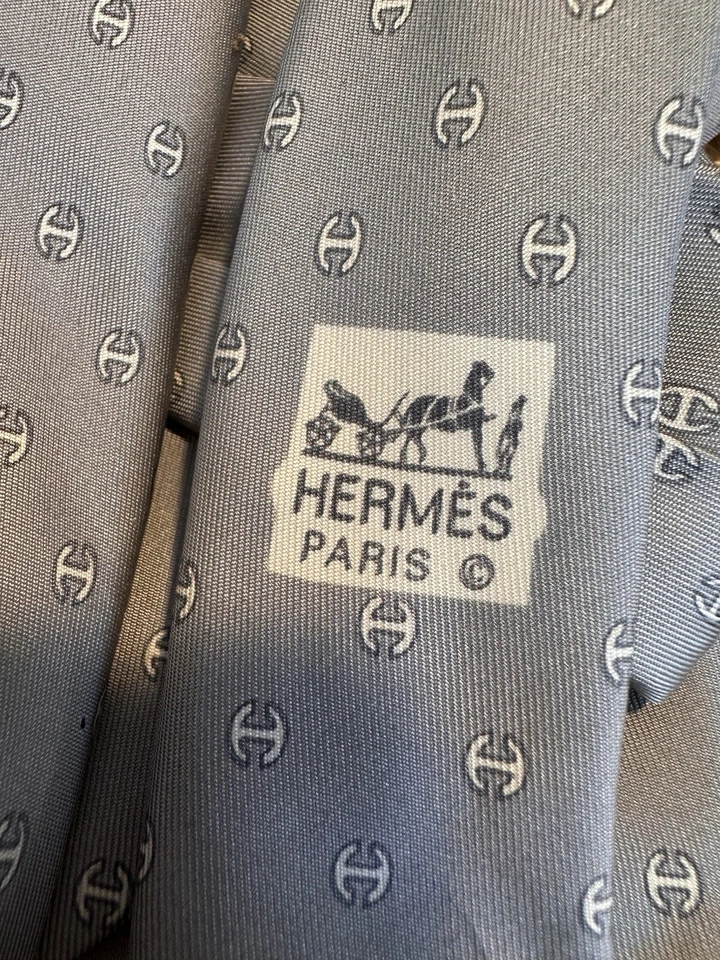 Corbata HERMES Paris Gris 100% Seda Patrón Cadena Foto 1 de 4