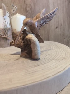 Geschnitzter Chinaberry Kolibri auf Parasiten Holz Ornament Schnitzerei - Bild 1 von 5