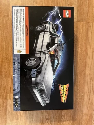 LEGO Icons: Back to the Future Time Machine (10300) DeLorean Foto 1 de 2