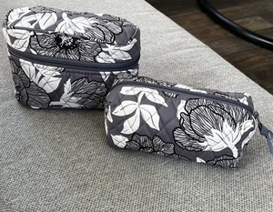 Neu ohne Etikett 2er Set Vera Bradley Kosmetikkoffer - Moon Shadow Meadow - Bild 1 von 8