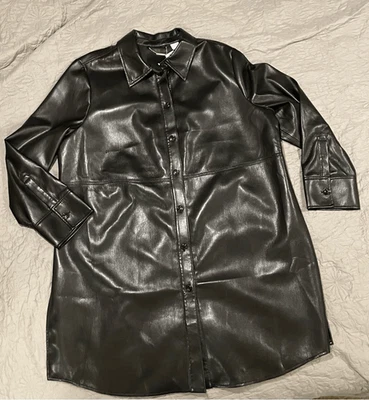 Chamarra larga Chico’s 3 16/18 imitación cuero nueva Foto 1 de 4