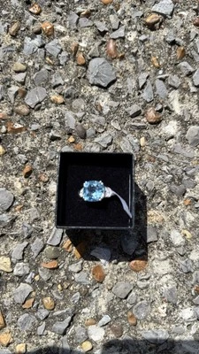 女士精美珠宝戒指 — 第 1/2 张图片