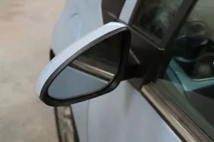 Espejo retrovisor lateral izquierdo Chevrolet Spark Driver 2014-2016 blanco OEM - Imagen 1 de 3