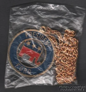 1976 Gerald Ford for President Pendant and Chain - Picture 1 of 2