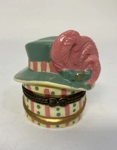 Caja de baratija con tapa sombrero de copa emplumado - Imagen 1 de 6