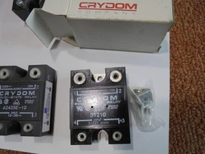 NEW OLD STOCK! CRYDOM SOLID STATE RELAY D1210 - Picture 1 of 1