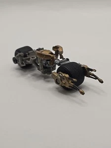 Hot Wheels Batman The Dark Knight Bat-Pod Motorcycle - Picture 1 of 7