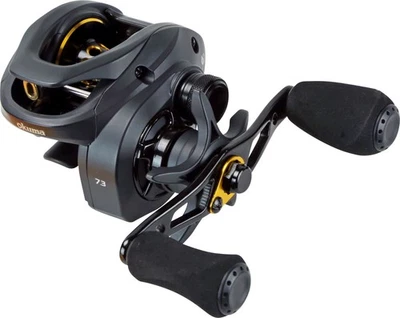 Okuma Stratus 7 Baitcast Reel SVII-100HA - New Factory Sealed - Image 1 of 3