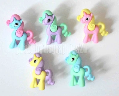 Unicorn Squad / Dress It Up Jesse James Buttons # 10522 / Shank - Image 1 of 3