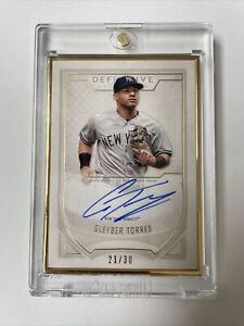 2019 TOPPS DEFINITIVE 💥New York Yankees Gleyber Torres On Card Auto #’d/30💥