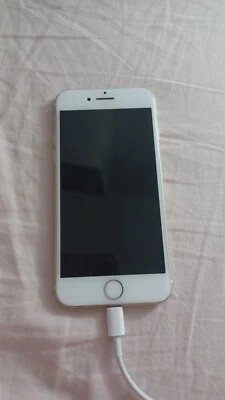 iphone 7 32gb bianco - Immagine 1 di 3