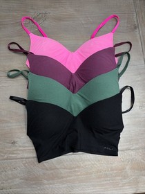 Victoria&rsquo;s Secret Lot Of 4 Pink Wireless Push Up Bra Padded Size Small