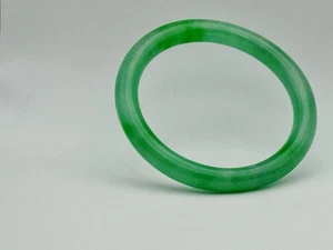Green Stone Bangle Bracelet Jade Look or Authentic Jade? - Picture 1 of 9