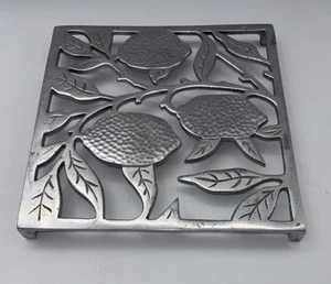 Aluminium Untersetzer mit Zitronen und Blättern; quadratisch 8" x 8" - Bild 1 von 9