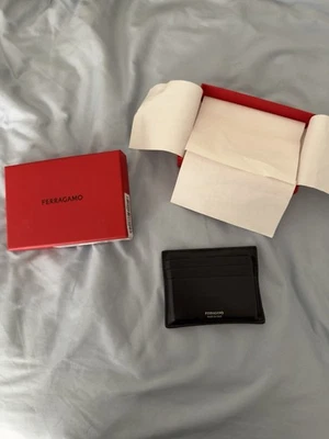 Ferragamo Hombre Cartera para Tarjetas Azul Marino Cuero de Becerro Portatarjetas con Caja Foto 1 de 2