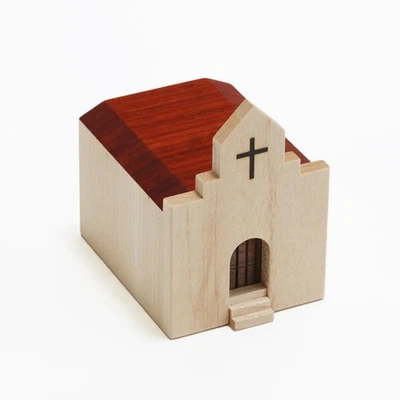 Iglesia - Grupo de Creación Karakuri - Caja Puzzle Foto 1 de 2