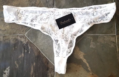 Size 4X Frederick's of Hollywood Josilyn Sheer Lace Scalloped Edge Keyhole Thong - Image 1 of 2