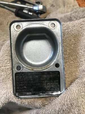 UT-20772 UT20772 Homelite 25CC String Trimmer CRANKCASE COVER - Image 1 of 3