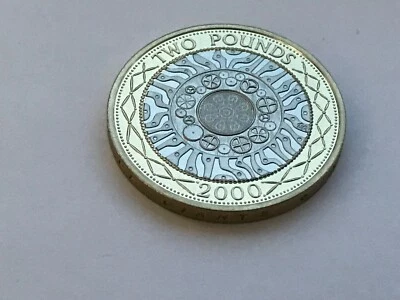 Simply Coins~ 2000 PROOF TWO 2 POUND TECHNOLOGY STANDING ON THE SHOULDERS - Image 1 of 4