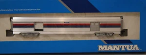 HO MANTUA 221-32 AMTRAK CORRUGATED SIDE BAGGAE PASSENGER CAR - Picture 1 of 3