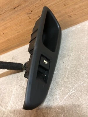 2007-2011 PEUGEOT 308 OSR INTERRUPTOR DE JANELA TRASEIRA DO LADO DIREITO DO MOTORISTA 96573850XT - Imagem 1 de 4