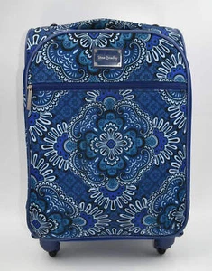Equipaje giratorio Vera Bradley 21" en patrón "Tapiz azul" - Imagen 1 de 17