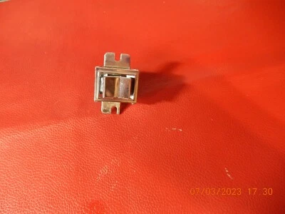 1977 1979 CADILLAC PASSENGER POWER WINDOW SWITCH CONTROL DEVILLE FLEETWOOD 77 79 - Image 1 of 4