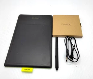 WACOM Bamboo Connect Pen CTL-470 Graphics Tablet w/ Stylus + Power Cord - Picture 1 of 4