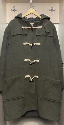Men's Original Mongomery Olive Green Wool Duffle Coat size 44 England Hooded - Image 1 of 4