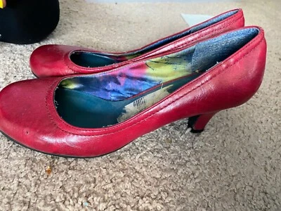 Madden девочка женщин красный каблуки размер 8, кожа, винтажный, хорошее состояние - Изображение 1 из 4