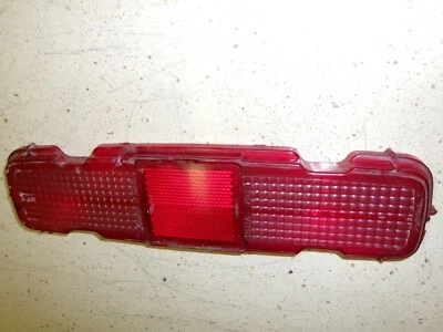 Lente de lámpara trasera Monte Carlo 1970 1971 1972 lado izquierdo o derecho Foto 1 de 4