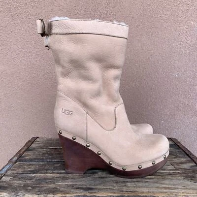 Bota de cuña UGG Shearling Carnegie Foto 1 de 4