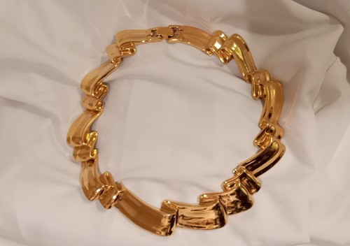 Collana vintage Givenchy placcata oro design nastro largo audace passerella anni '80 circa