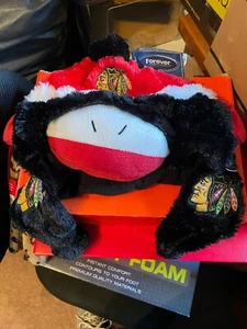 Blackhawks Forever Sammlerstück Tommy Hawk Trappermütze neu ohne Etikett - Bild 1 von 4