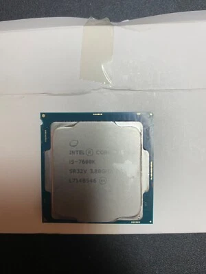 Intel Core i5 7.ª generación - Core i5-7600K Kaby Lake cuatro núcleos 3,8 GHz LGA 1151 91W  Foto 1 de 2