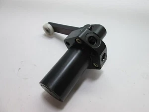 Vektek 15-0609-08 Hydralic Swing Cylinder, With 5" Arm, Clamp Force: 1250 lbs - Picture 1 of 4