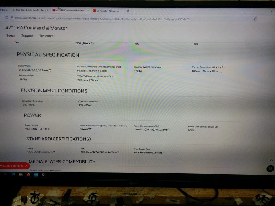 LG FLATRON 42" LED Commercial Monitor 42WL10MS-B - Image 1 of 4