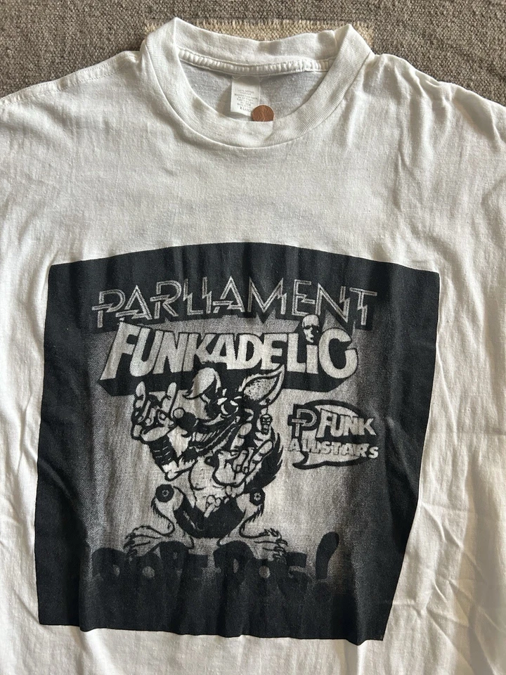 Camisa Vintage 1993 Parlamento, Funkadelic, P Funk Allstars Dope Dog Talla XL 90s  Foto 1 de 3
