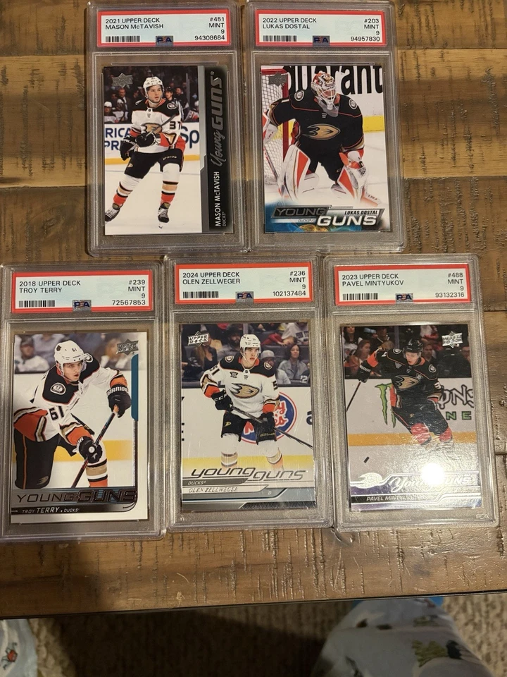 Upper Deck Young Guns 5 Card Lot PSA 9 - Image 1 of 1
