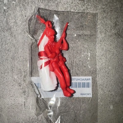 Supreme Paracaídas Juguete Paracaidista Mini Ejército Hombre Rojo FW19 (1) Foto 1 de 2