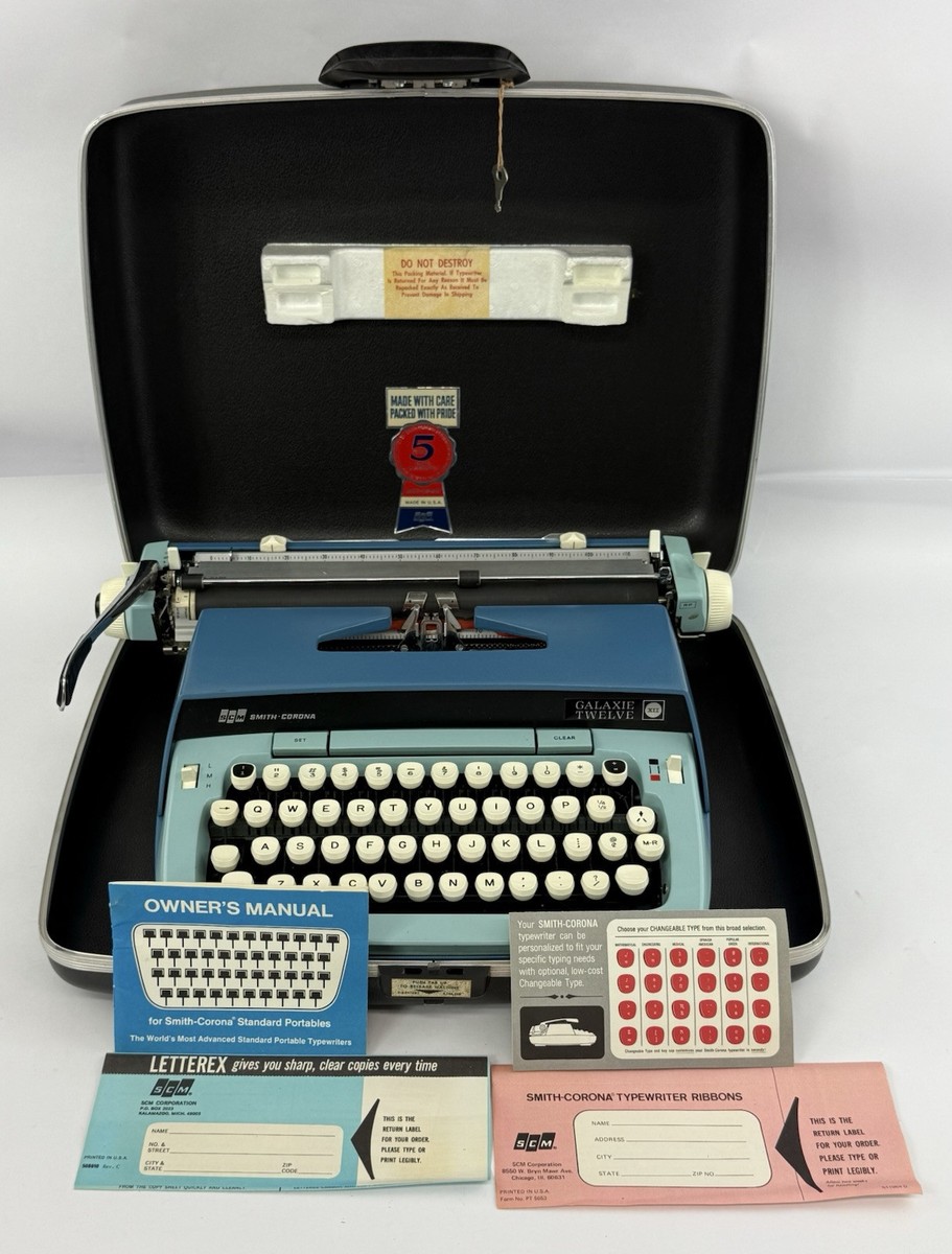 ケース付き］タイプライター 動作未確認