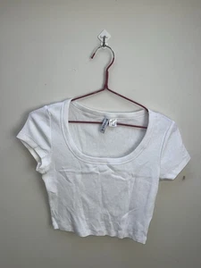 Women’s White Scoop Neck Cropped Top From H&M Size Medium Excellent Condition - Picture 1 of 3