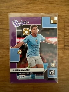 Julian Alvarez 2022-23 Panini Donruss #22 The Rookies RC Purple Rookie 25/25 - Bild 1 von 2