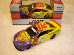 Ryan Blaney 2021 Lionel #12 KÖRPERPANZERUNG EDGE MUSTANG 1/64 Aktion NEU AUF LAGER - Bild 1 von 1