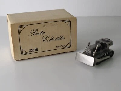 SpecCast - Case IH Bulldozer - 1:43 Scale Pewter With Box - Image 1 of 4
