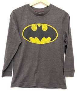 240524 Niños L OLD NAVY Collectabilitees Gris L/S Batman Logo Gráfico Camiseta - Imagen 1 de 3