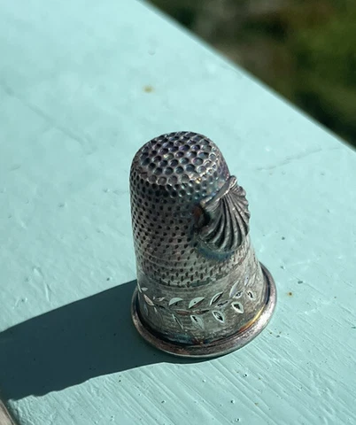 Antique Victorian 800  Silver Thimble Unique Different Shell Decor Cover