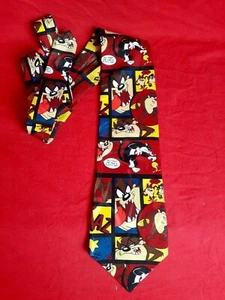 1995 Looney Tunes Mania Men's Neck Tie TAZ BUGS TWEETY Saying Tie  - Picture 1 of 5