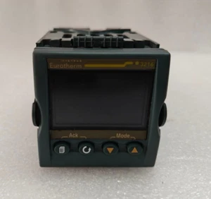 Controlador de temperatura y proceso programable Eurotherm 3216/CC/VH/TTXX/R/XXX/G - Imagen 1 de 5